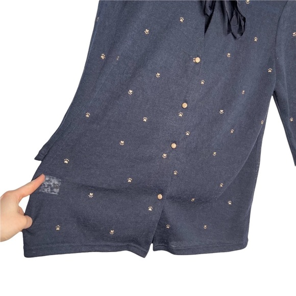 Grace & Mila Navy Blue Gold Glitter Paw Print Button Back Woven Blouse - Picture 10 of 14
